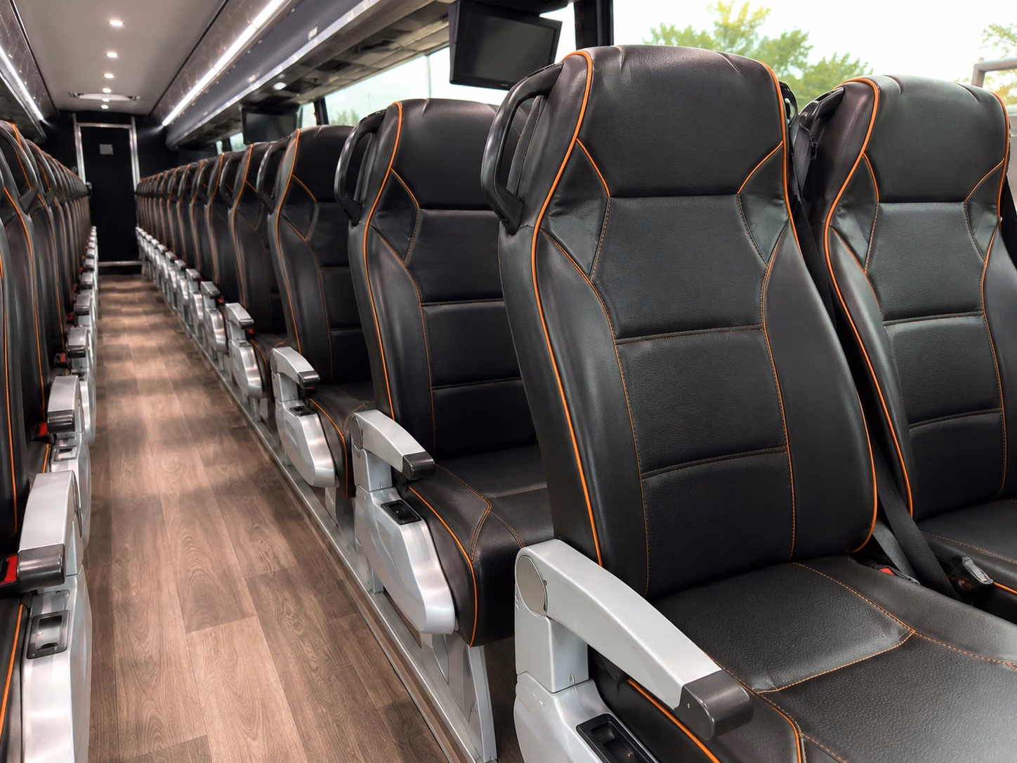 charter buses for corporate events and off site meetings in fresno